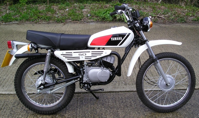 moto yamaha 50cc annee 80